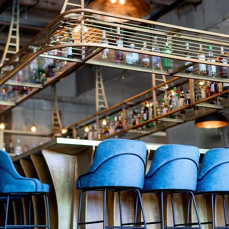 Brown Brut Seafront Hotel, A Member Of Brown Hotels テル・アビブ エクステリア 写真