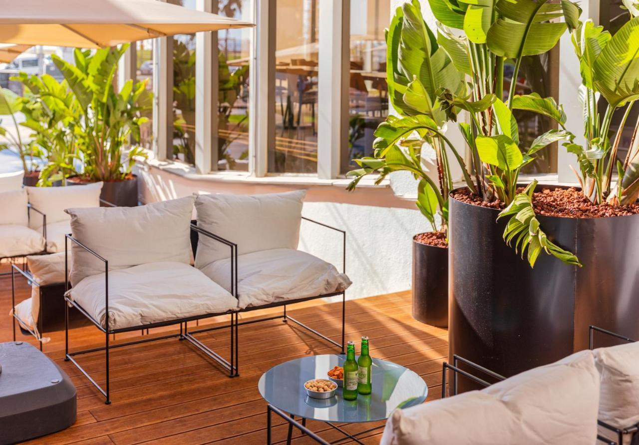 Brown Brut Seafront Hotel, A Member Of Brown Hotels テル・アビブ エクステリア 写真