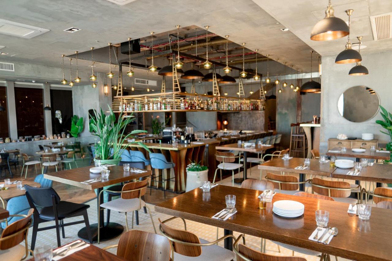 Brown Brut Seafront Hotel, A Member Of Brown Hotels テル・アビブ エクステリア 写真